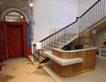Frontdesk14 HS