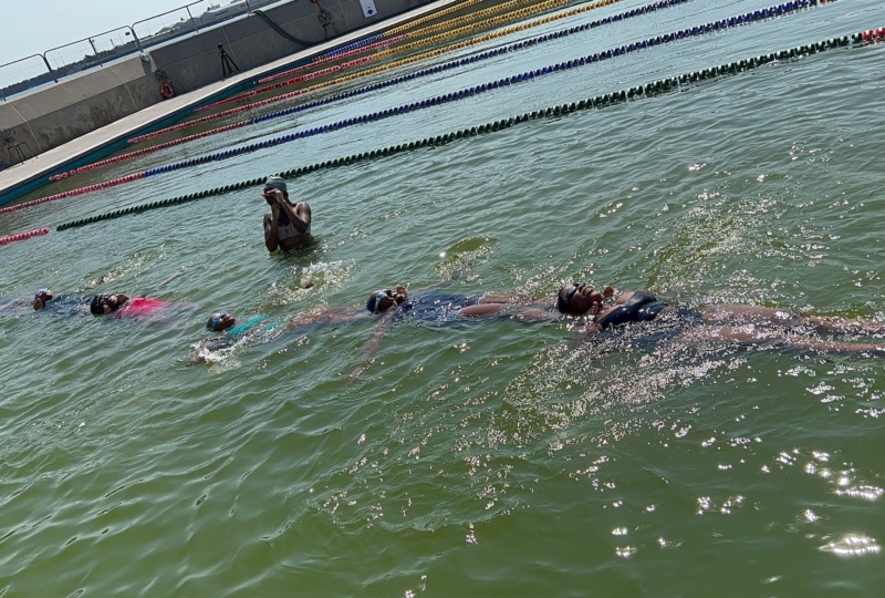 Image of swimmers in Clontarf Baths Mami Wata