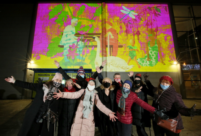 WL2020 Mater Reveal Dec1 TNN Group 9 LR Alfreda O Brien Kavanagh Deirdre Handy Enda Looby Deirdre Colgan Maeve Leonard Eamon White Marie Gleeson Rebecca Kehoe Michele Walshe 1